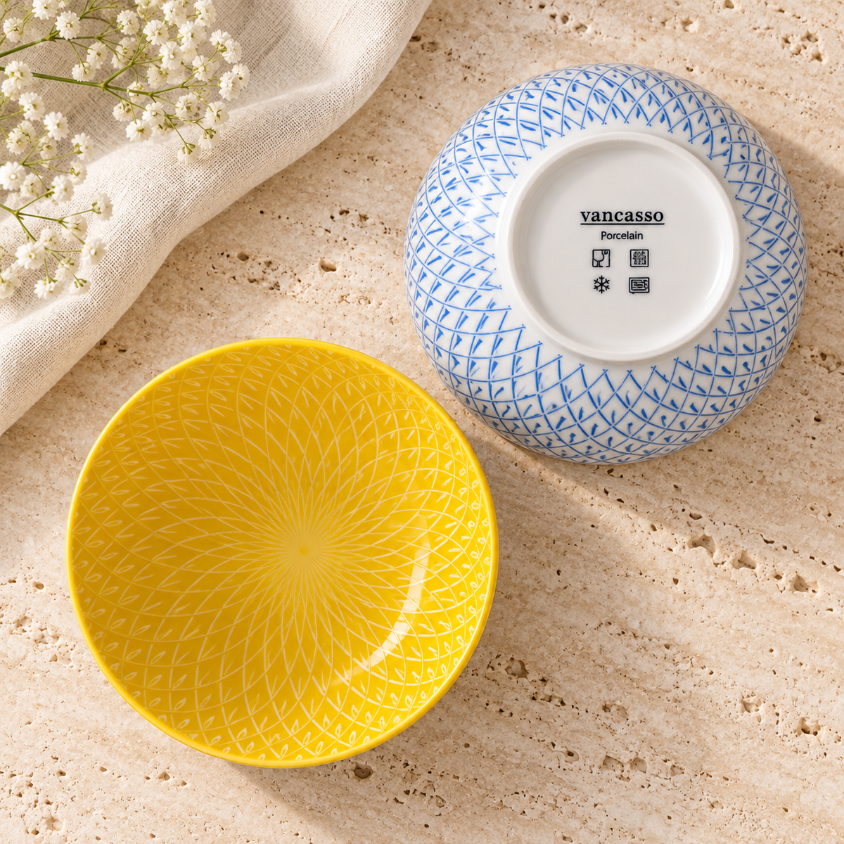 Cuencos de porcelana con diseños florales azul - amarillo